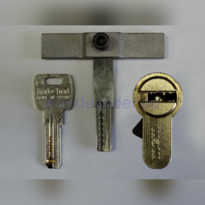 MCM E8 lock pick